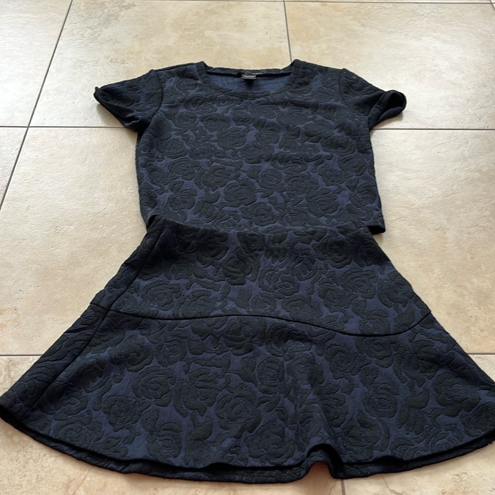 Aqua bloomingdales womens size xs matching mini skirt with top